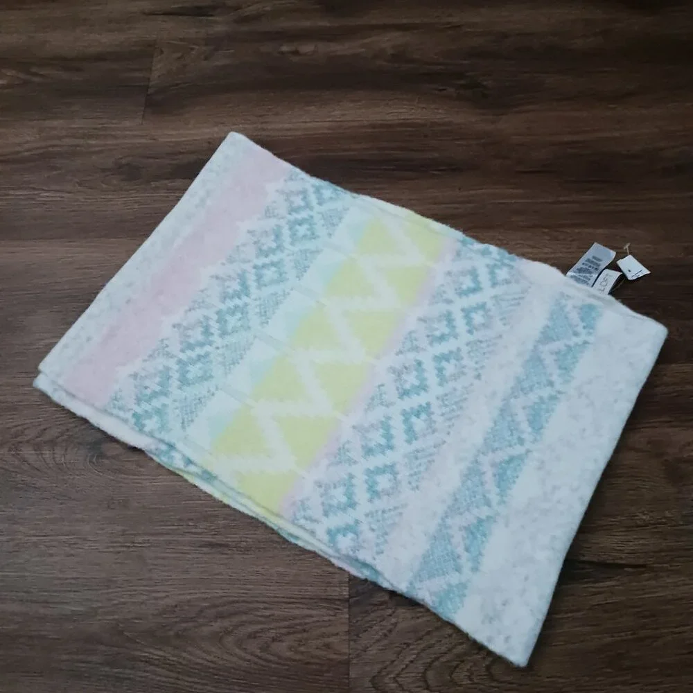 Ann Taylor LOFT Fair Isle Winter Scarf‎ Pastel Multicolor Rectangle 12 x 74 NEW